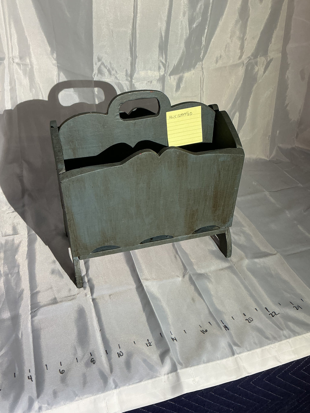 Magazine holder