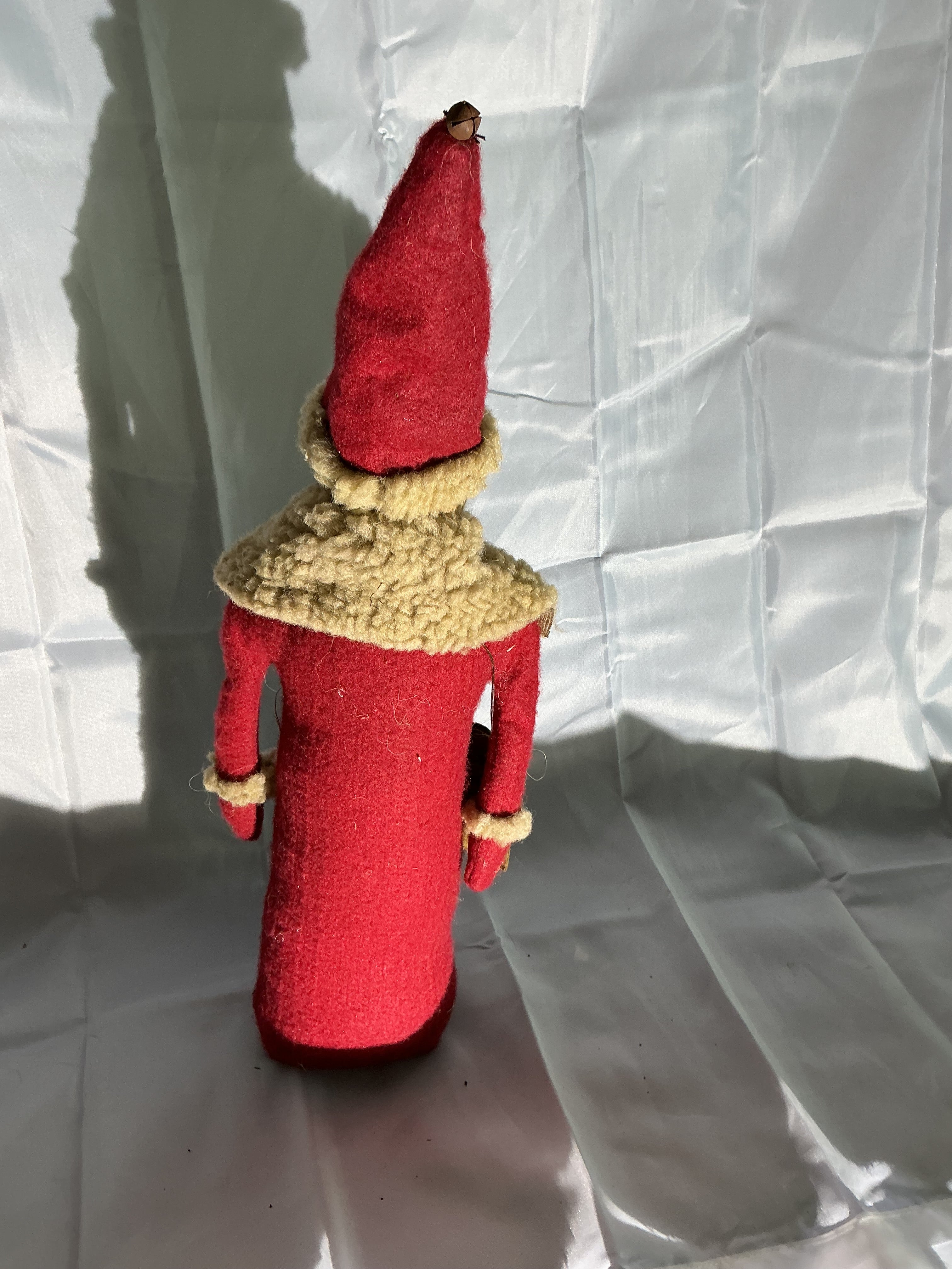 18” tall santa