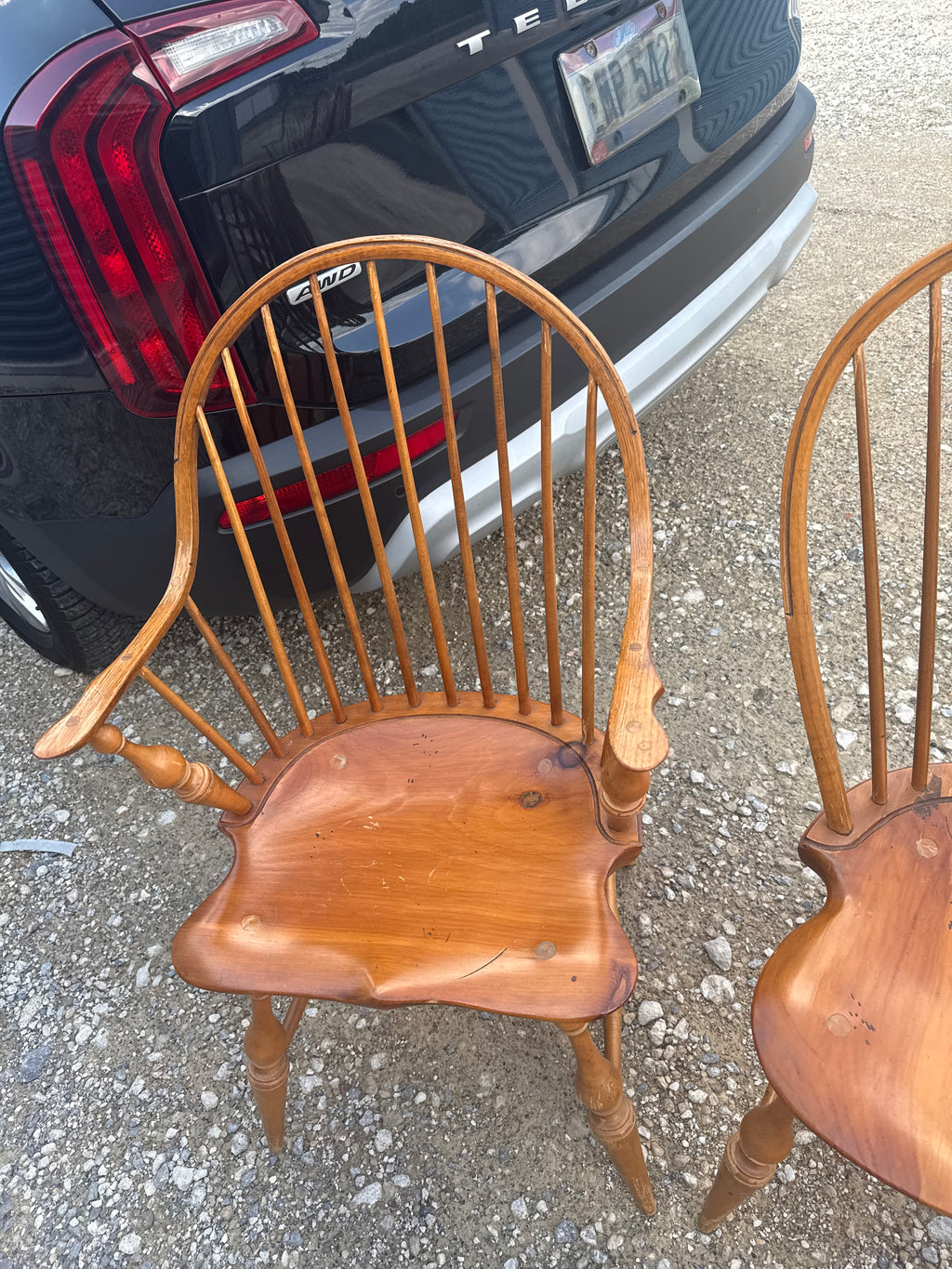 Six D.R. Dimes Windsor Chairs