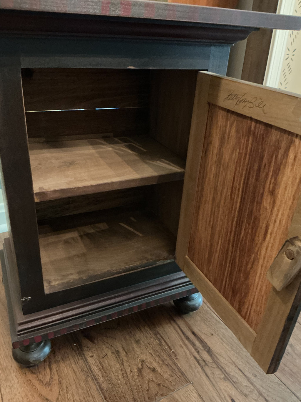 Kathy Graybill one door stand