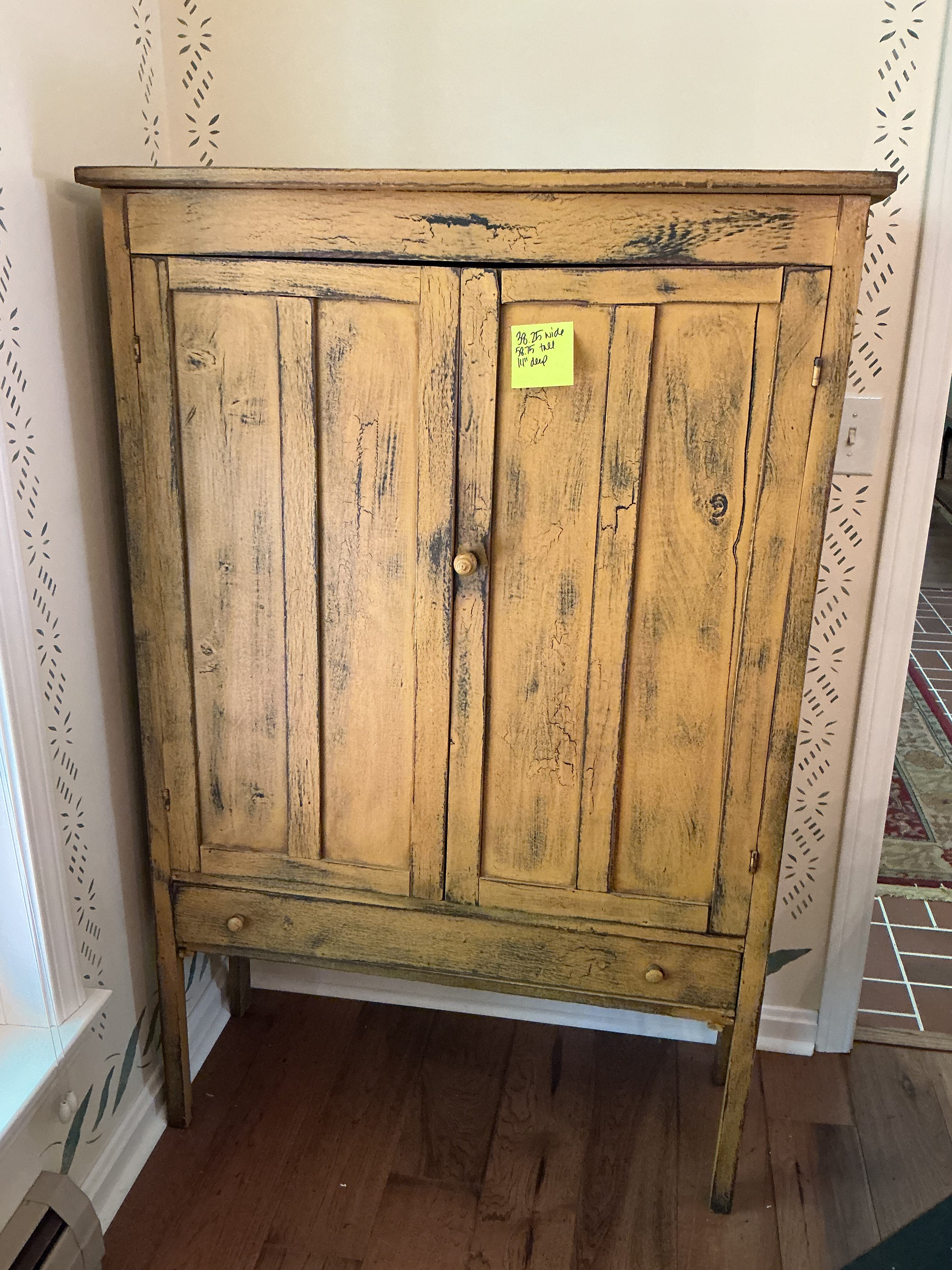 Mustard cupboard
