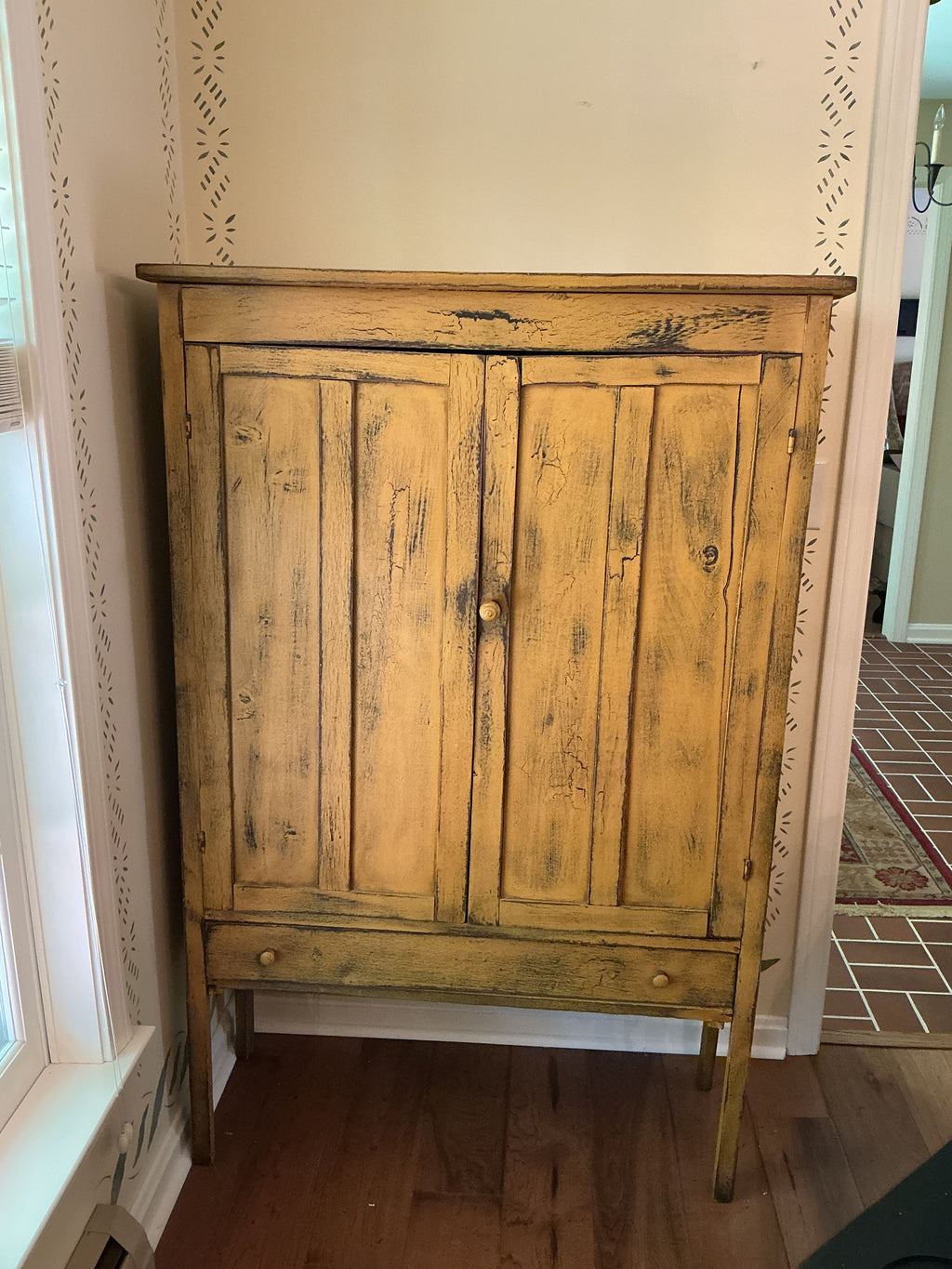 Mustard cupboard