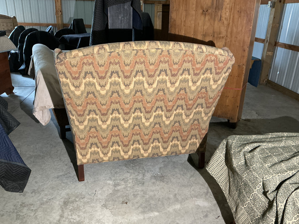 54” Cape Cod settle by Town and Country