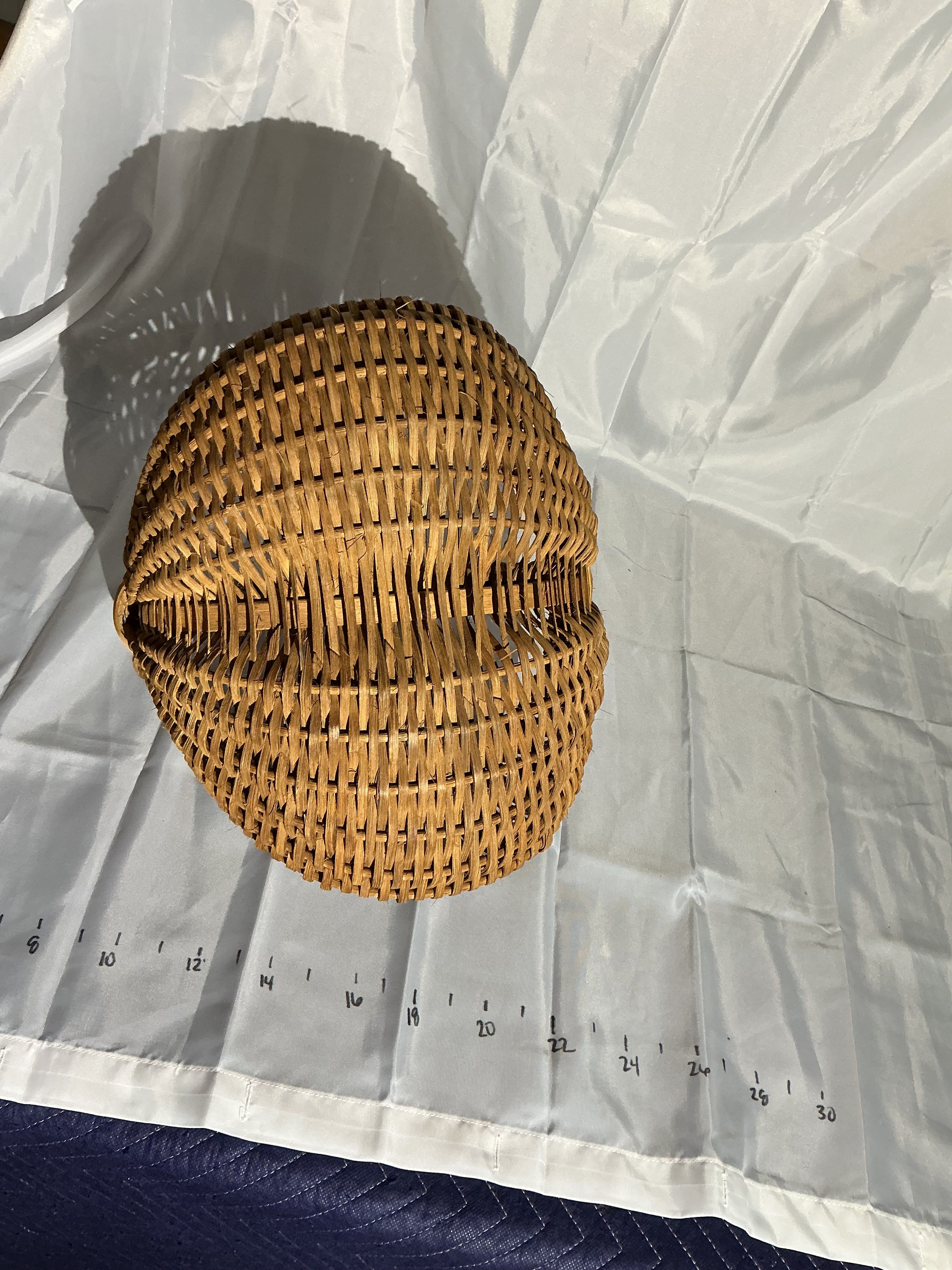 Buttocks basket. Age not known